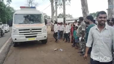 मनिका: मनिका के हाई स्कूल के पास एंबुलेंस से पुलिस ने शक के आधार पर किया लड़की को बरामद