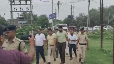 तारापुर: तारापुर को जाम से मिलेगी राहत, रिंग रोड निर्माण की तैयारी तेज, डीएम ने किया बाईपास का निरीक्षण।