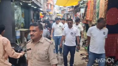 જૂનાગઢ: શહેરમાં ટ્રાફિક પોલીસ દ્વારા ફૂટ પેટ્રોલિંગ કરવામાં આવ્યું