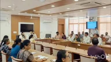 મોડાસા: કલેકટર કચેરી ખાતે કલેક્ટરના અધ્યક્ષસ્થાને વિવિધ વિભાગોની ત્રિમાસિક બેઠક યોજાઈ