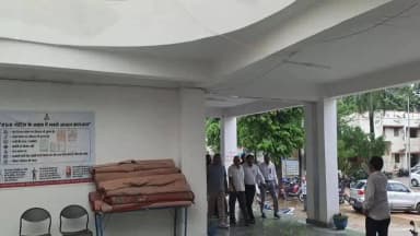 शाहबाद: शाहाबाद में नाराज अधिवक्ताओं ने एसडीएम से तीन दिन का अल्टीमेटम दिया, कार्यालय पर प्रदर्शन व नारेबाजी की