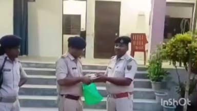 कोढ़ा: नयाटोला रौतारा से पुलिस ने दरभंगा में छिनतई की गई 01 लाख 75 हजार की राशि बरामद कर दरभंगा बिरोल पुलिस को सुपुर्द किया