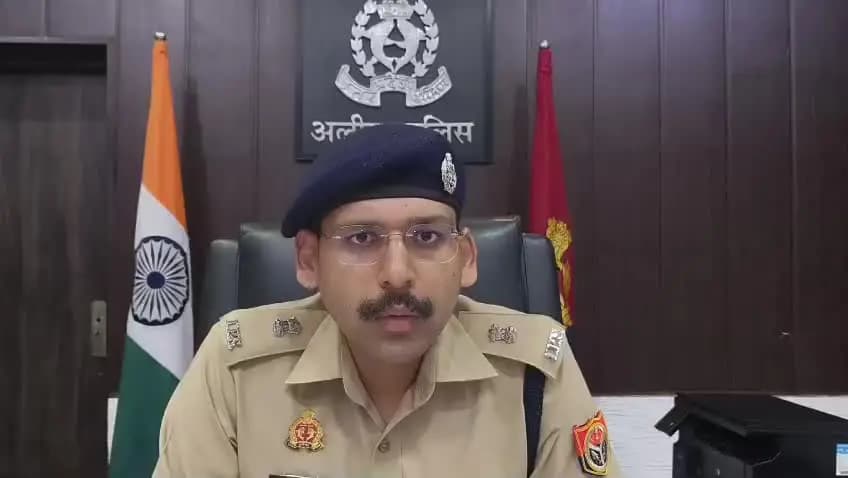 # गभाना में रोडवेज बस में लाइसेंसी पिस्टल से एक्सीडेंटल फायर, सिक्योरिटी गार्ड की मौत; एक पुलिसकर्मी समेत दो घायल