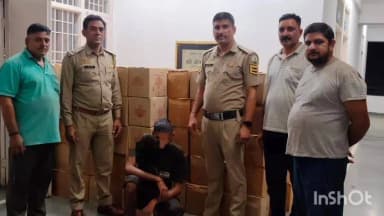 मंडी: मंडी में 10 नशा तस्करों को अरेस्ट किया, पुलिस ने नशे के नेटवर्क पर प्रहार करते हुए चरस, अफीम और अवैध शराब बरामद की