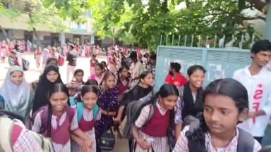 మంచిర్యాల: ప్రభుత్వ పాఠశాలలను బంద్ చేయించిన విద్యార్థి సంఘాల నేతలు