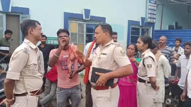 मधुबनी: सदर अस्पताल में कार्यरत आशा दीदी की नवजात नाती की मृत्यु,एसएनसीयू में परिजनों का हंगामा
