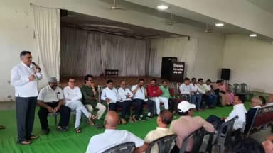 तुमसर: दीनानाथ मंगल कार्यालय तुमसर येथे राष्ट्रवादी काँग्रेस पार्टीची महत्त्वाची आढावा बैठक संपन्न