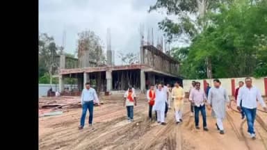 छिंदवाड़ा नगर: खजरी रोड में बीजेपी कार्यालय के नवनिर्मित भवन का संभाग प्रभारी राज्यसभा सांसद सुमेर सिंह सोलंकी ने निरीक्षण किया
