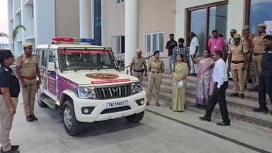 கள்ளக்குறிச்சி: கள்ளக்குறிச்சி மாவட்ட ஆட்சியர் அலுவலகத்தில் சிங்கப்பெண் அதிரடிப்படை போலீசாரின் செயல்பாடுகள் குறித்து அமைச்சர் ஆய்வு