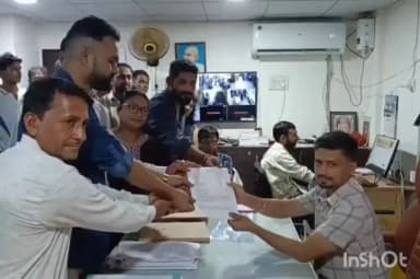 માંગરોળ: માંગરોળમાં આમ આદમી પાર્ટી ના આગેવાનોએ ધારાસભ્ય ચૈતર વસાવા ને જેલમુક્ત કરવા ની માંગ સાથે મામલતદારને આવેદન આપ્યું