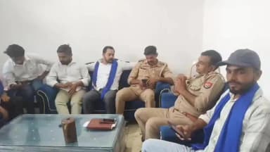 धनौरा: गजरौला से मेरठ जा रहे भीम आर्मी के पदाधिकारी को पुलिस ने घर पर किया नजरबंद