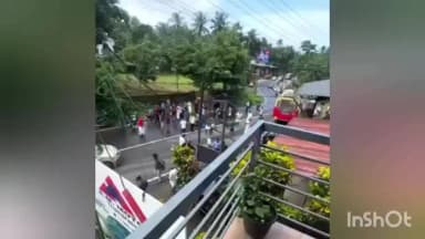 കോഴിക്കോട്: താമരശ്ശേരി ചെക്ക് പോസ്റ്റിന് സമീപം സ്വകാര്യ ബസ്സും ബൈക്കും കൂട്ടിയിടിച്ച് യുവാവ് മരിച്ചു.
