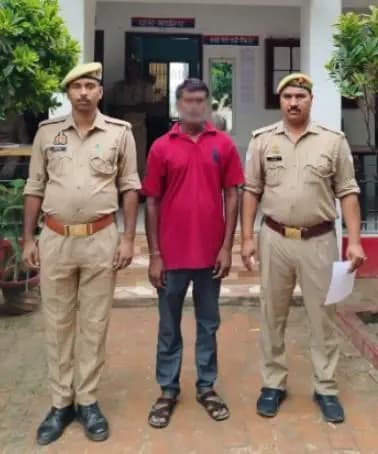 मेहदावल: पुरानी रंजिश में जानलेवा हमले का आरोपी प्रभुनाथ दुधारा पुलिस ने गिरफ्तार किया