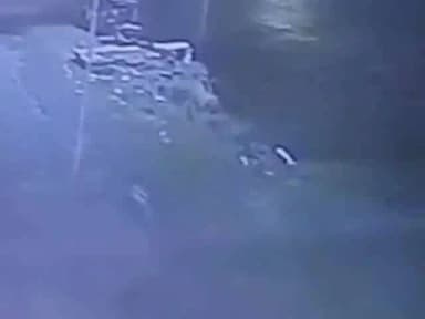 पिंड्रा: बड़गांव में घर के बाहर खड़ी नई बाइक चोरी, सीसीटीवी कैमरे में कैद हुई वारदात, सोशल मीडिया पर हुआ वायरल