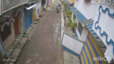 पाकुड़: पाकुड़ में मॉर्निंग वॉक से लौट रही महिला को बातों में उलझाया, सोने की चेन और कंगन ले उड़े शातिर, वारदात CCTV में कैद