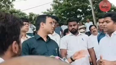 📍 खगड़िया | पर्यटन विकास कार्यों की प्रगति का जिलाधिकारी ने किया स्थलीय निरीक्षण
खगड़िया के जिलाधिकारी श्री विक्रम विरकर ने जिले में पर्यटन विकास से संबंधित प्रस्तावित एवं संचालित योजनाओं का स्थलीय निरीक्षण किया। निरीक्षण के दौरान उन्होंने संबंधित पदाधिकारियों को पर्यटन स्थलों का समग्र, योजनाबद्ध एवं गुणवत्तापूर्ण विकास सुनिश्चित करने के निर्देश दिए।
पर्यटन स्थलों के विकास से जिले में पर्यटन को बढ़ावा मिलने के साथ-साथ स्थानीय रोजगार और आर्थिक गतिविधियों को भी नई गति मिलने की उम्मीद है।
#Khagaria #KhagariaNews #BiharNews #VikramVirkar #DMKhagaria #Tourism #BiharTourism #TourismDevelopment #BreakingNews #Bihar