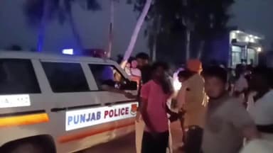 ਮਮਦੋਟ: ਪਿੰਡ ਪੋਜੋ ਕੇ ਉਤਾੜ ਵਿਖੇ ਪਾਵਰ ਗ੍ਰਿਡ ਤੋਂ ਹੋਰ ਪਿੰਡਾਂ ਨੂੰ ਬਿਜਲੀ ਬੋਰਡ ਵੱਲੋਂ ਬਿਜਲੀ ਦੀ ਸਪਲਾਈ ਦੇਣ ਤੇ ਪਿੰਡ ਵਾਸੀਆਂ ਨੇ ਕੀਤਾ ਵਿਰੋਧ