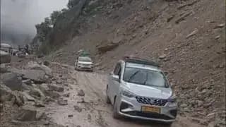 रुद्रप्रयाग: उत्तराखंड में बारिश से बड़ा संकट! चारधाम यात्रा सहित कई मार्ग हुए बंद