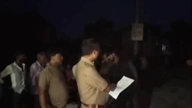 हसनपुर: हसनपुर पुलिस ने गांव दयावली खालसा के तीन अपराधियों को किया जिला बदर, गांव में की मुनादी