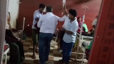 नारायणगंज: बबलिया संकुल प्राचार्य की सूझबूझ से बची सर्पदंश पीडि़त छात्र की जान
निजी वाहन से पहुँचाया अस्पताल, जबलपुर में सफल इलाज