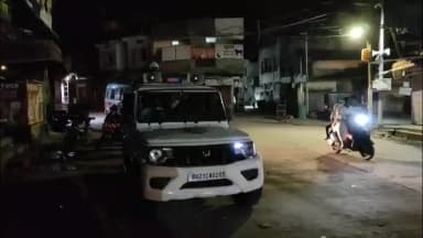 जालना: जुना जालन्यातील मिलन चौकात किरकोळ कारणावरून तुफान हाणामारी; पोलिसांच्या तत्परतेमुळे मोठा अनर्थ टळला..
रात्रीच्या गर्दीच