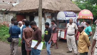 নানুর: আমিন নিয়ে এসে এবার কীর্ণাহারে রেলের জায়গা মাপযোগ করলেন রেল আধিকারিকরা