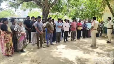 బాపట్ల: వెదుళ్ళపల్లి పోలీస్ స్టేషన్ లో రౌడీషీటర్లకు కౌన్సిలింగ్ ఇచ్చిన ఎస్సై వెంకటేశ్వర్లు, సత్ ప్రవర్తన కలిగి ఉండాలని సూచన