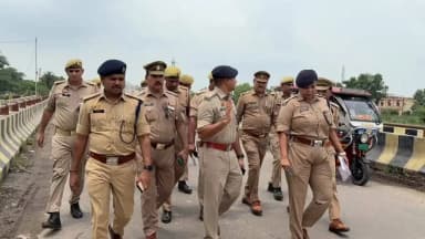 आगामी #कांवड़_यात्रा_2026 के दृष्टिगत पुलिस अधीक्षक नगर @IPSAmrit_Jain द्वारा कांवड़ यात्रा मार्ग, खतौली गंगनहर पुल एवं सठेड़ी गंगनहर पुल का स्थलीय निरीक्षण कर सुरक्षा एवं यातायात व्यवस्थाओं का जायजा लिया गया, श्रद्धालुओं की सुरक्षा हेतु आवश्यक दिशा-निर्देश दिए गए।
#UPPolice
@adgzonemeerut
@digsaharanpur