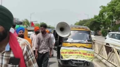 ਅੰਮ੍ਰਿਤਸਰ 2: ਛੇਹਰਟਾ ਇਲਾਕੇ ਦੇ ਵਿੱਚ ਆਟੋ ਚਾਲਕਾਂ ਵੱਲੋਂ ਕੀਤੀ ਅਪੀਲ 10 ਰੁਪਏ ਤੋਂ 20 ਰੁਪਏ ਕੀਤਾ ਜਾਵੇ ਕਿਰਾਇਆ ਹੋਈ ਹੈ ਬਹੁਤ ਜਿਆਦਾ ਮਹਿੰਗਾਈ