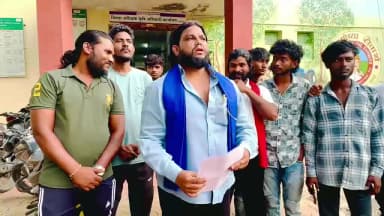अकोला: बोगस सोयाबीन बियाण्यांविरोधात जिल्हा कृषी अधीक्षक कार्यालयावर आंदोलन; शेतकऱ्यांना तातडीने नुकसानभरपाईची मागणी