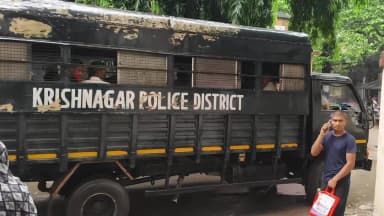 কৃষ্ণনগর ১: জমি দখল মামলায় প্রাক্তন মন্ত্রী উজ্জ্বল বিশ্বাসের ১৪ দিনের জেল হেফাজত, অভিযোগকারীর আইনজীবীর বিস্ফোরক দাবি
