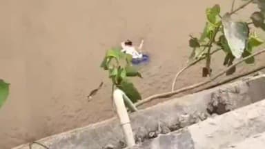 चैनपुर: कंकारी की युवती ने कोयल नदी पुल से लगाई छलांग,एमएमसीएच में इलाज के बाद तीन घंटे बाद आया होश-होट कटने से बोलने में असमर्थ