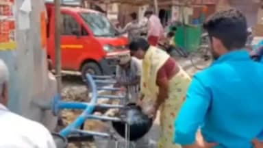 जळगाव: मान्सून सुरू झाला आहे तरी जळगाव जिल्ह्यात 38 टँकरद्वारे पाणीपुरवठा सुरू
