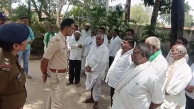 ಅಣ್ಣಿಗೇರಿ: ಅಣ್ಣಿಗೇರಿ ತಾಲೂಕಿನ ಕಾನೂನು ಸುವ್ಯವಸ್ಥೆ ಕಾಪಾಡುವ ಹಿತದೃಷ್ಟಿಯಿಂದ ಅಣ್ಣಿಗೇರಿಯಲ್ಲಿ ರೌಡಿಶೀಟರ್ ಗಳ ಪರೇಡ್