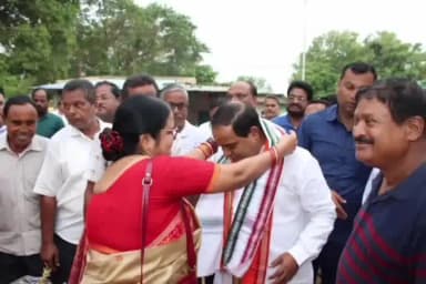 ଢେଙ୍କାନାଳ ସଦର: ଶଙ୍କରପୁର ସରକାରୀ ଉଚ୍ଚ ବିଦ୍ୟାଳୟର ନବନିର୍ମିତ ଅତିରିକ୍ତ ଶ୍ରେଣୀଗୃହକୁ ଲୋକାର୍ପଣ କଲେ ମନ୍ତ୍ରୀ