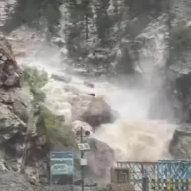 कल्पा: जिला किन्नौर में काशँग नाले का जलस्तर बढ़ा, वीडियो आया सामने