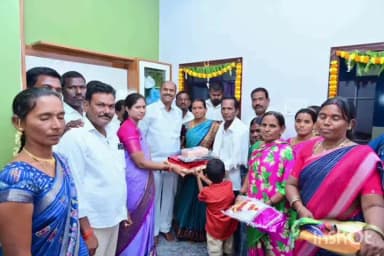 గద్వాల్: పేద ప్రజల ఎన్నో ఏళ్ల కల ప్రజాపాలన సీఎం గారి నాయకత్వంలో నెరవేరినది-ఎమ్మెల్యే బండ్ల కృష్ణ మోహన్ రెడ్డి