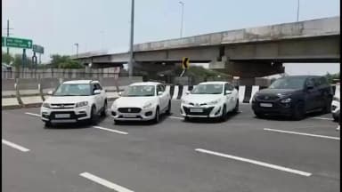 नजफगढ़: दिल्ली क्राइम ब्रांच की AEKC ने बड़ी कार्रवाई करते हुए अंतरराज्यीय लग्ज़री वाहन चोरी और रिसीविंग सिंडिकेट का भंडाफोड़ करते हुए दो आरोपी को किया गिरफ्तार