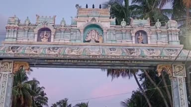 உத்தமபாளையம்: குச்சனூர் சனிபகவான் கோவிலில் புதுச்சேரி முதலமைச்சர் தரிசனம் செய்தார்