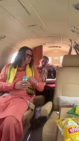 जयपुर: हवा महल के विधायक बालमुकुंद आचार्य एक बार फिर अपने अनोखे लग्जरी अंदाज को लेकर सोशल मीडिया पर चर्चा का विषय बने