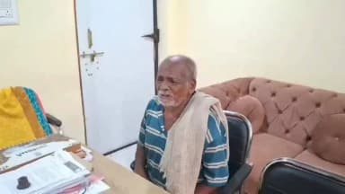 କଣ୍ଟାବାଞ୍ଜି: ଜନ ଶୁଣାଣି ଶିବିରରେ ବୃଦ୍ଧ ମୁରବୀଙ୍କ ସହ ସିଧାସଳଖ ଆଲୋଚନା କଲେ ବିଧାୟକ