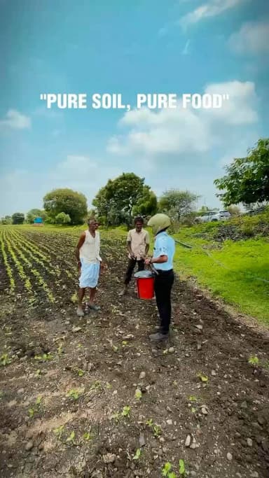 थोड़ा सा अपनापन और एक छोटी सी कोशिश, हमारी धरती माँ को हमेशा हरा-भरा रख सकती है! 🇮🇳
#cleanindiamission #saveoursoil #farmersofindia