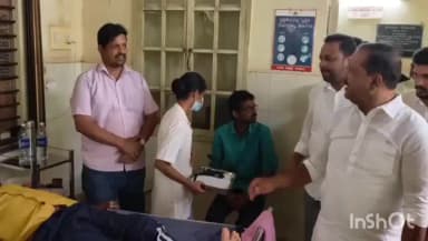 ಉಡುಪಿ: ಉಡುಪಿ ಜಿಲ್ಲಾ ಸರಕಾರಿ ಆಸ್ಪತ್ರೆಗೆ ಆರೋಗ್ಯ ಮತ್ತು ಕುಟುಂಬ ಕಲ್ಯಾಣ ಇಲಾಖೆ ಸಚಿವರಾದ ಯು ಟಿ ಖಾದರ್ ಭೇಟಿ