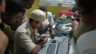 লক্ষীপুৰ: দেওবাৰে আবেলি ৪ বজাত বাশবাৰীত বগুৱান আৰক্ষীৰ অভিযান, ২৫ হাজাৰ টকাৰ জাল নোটসহ এজন সৰবৰাহকাৰীক গ্ৰেপ্তাৰ