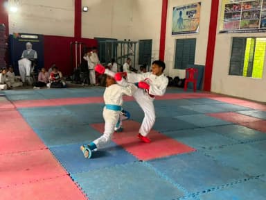स्कूल शिक्षा विभाग द्वारा संचालित जिला स्तरीय शालेय क्रीड़ा प्रतियोगिता 2026-27 के अंतर्गत जिला स्तरीय शालेय कराते प्रतियोगिता का आयोजन शनिवार को कबड्डी प्रशिक्षण केंद्र पेंड्रा में किया गया।
#chhattisgarhcmo
#dprchhattisgarh
#GPM