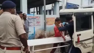 हाजीपुर: बिदुपुर थाना क्षेत्र में हुए पिता पुत्र की गोलीमार की हत्या मामले में अपराधी और पुलिस के बीच मुठभेड़ अपराधी घायल