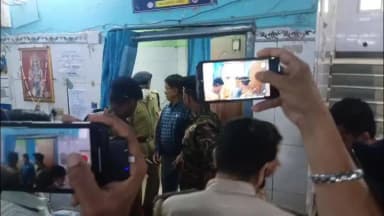 बिदुपुर: बिदुपुर डबल मर्डर का मुख्य आरोपी पुलिस मुठभेड़ में घायल, जवान का हथियार छीनकर भागने के दौरान पैर में लगी गोली