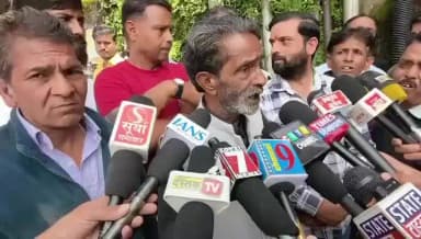 शिमला शहरी: नगर निगम पर तहबाजारियों का गुस्सा फूटा, लगाए बड़े आरोप, तहबाजारी बोले- कई घरों में बंद हुए चूल्हे जलना