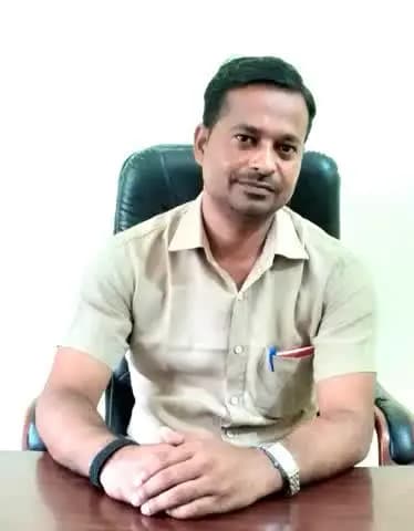 प्रिए अनुज Arun Verma (पूर्व ब्लाक प्रमुख, मरौरी) आपको #जन्मदिन की बहुत-बहुत बधाई, शुभकामनाएँ !
परमात्मा आपको उत्तम स्वास्थ्य, लंबी आयु एवं मान सम्मान से परिपूर्ण खुशहाल जीवन प्रदान करें, आप जीवन में अपार सफलताएं प्राप्त करें ..❤️🌹