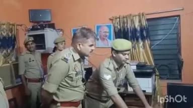 कासगंज: कासगंज पुलिस अधीक्षक ओ.पी. सिंह ने थाना ढोलना का आकस्मिक निरीक्षण किया, अभिलेखों और सीसीटीवी कैमरों की की जांच